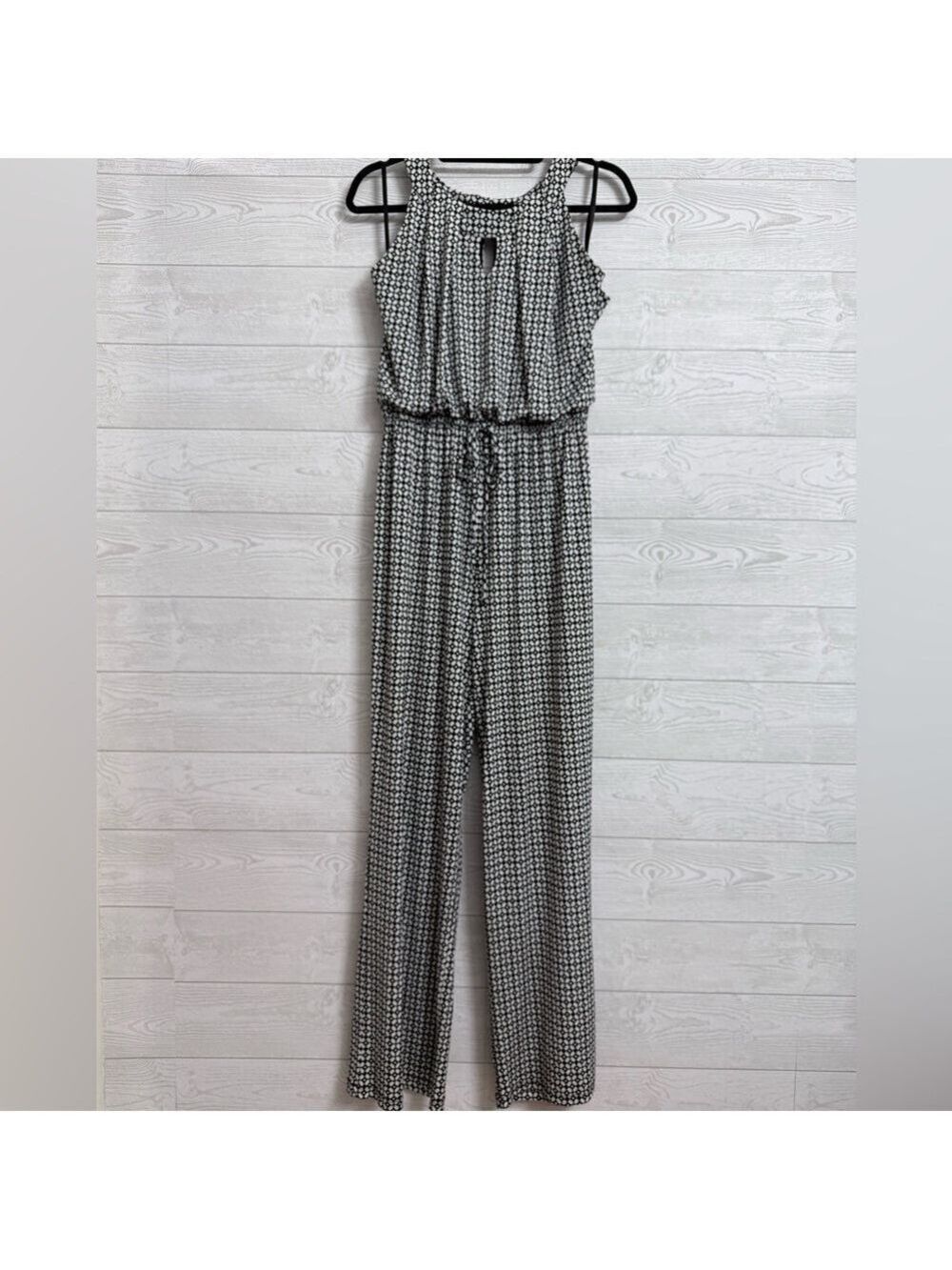 Enfocus Studio Women’s Black Geometric Sleeveless Jumpsuit. Size 10